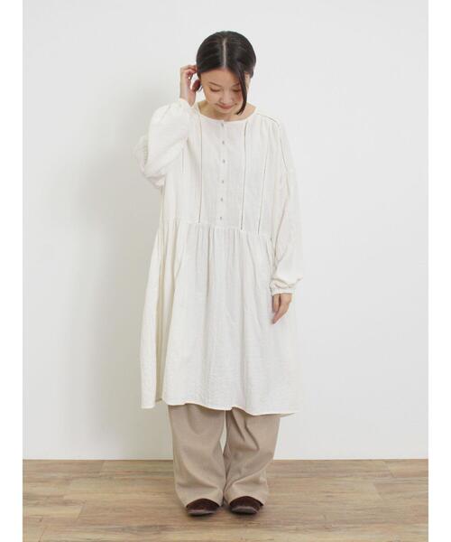 Samansa Mos2（サマンサ モスモス）の「【抗菌防臭】柄アソートふんわりチュニック（チュニック・レディース・ネイビー/ベージュ/オフホワイト/ブルー・F）」の14枚目の写真