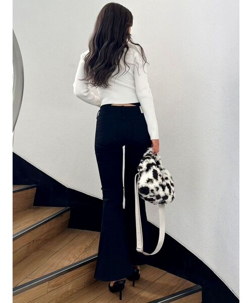 GYDA（ジェイダ）の「SymmetryGYDA embroideryニットトップス（ニット/セーター・レディース・ブラック/オフホワイト・FREE）」の14枚目の写真