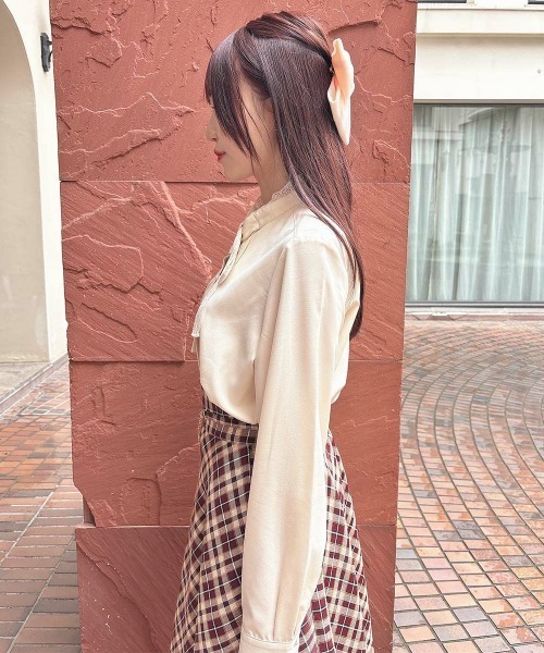 F i.n.t（フィント）の「レースレイヤードボウタイブラウス/fint（シャツ/ブラウス・レディース・オフホワイト/クリーム・FREE）」の6枚目の写真