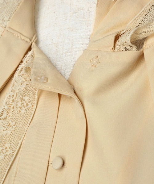 F i.n.t（フィント）の「レースレイヤードボウタイブラウス/fint（シャツ/ブラウス・レディース・オフホワイト/クリーム・FREE）」の15枚目の写真