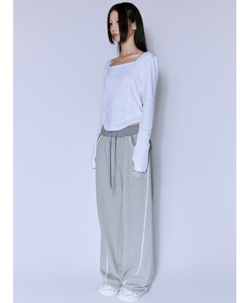 NIIER NOR(ニアノア)の「A'GEM/9 × .kom 『NIIER NOR/ニア ノア』 BINDING SLIM L/S TEE/バインディング スリム長袖カットソー(Tシャツ/カットソー・レディース・グレー/ホワイト・FREE)」の6枚目の写真