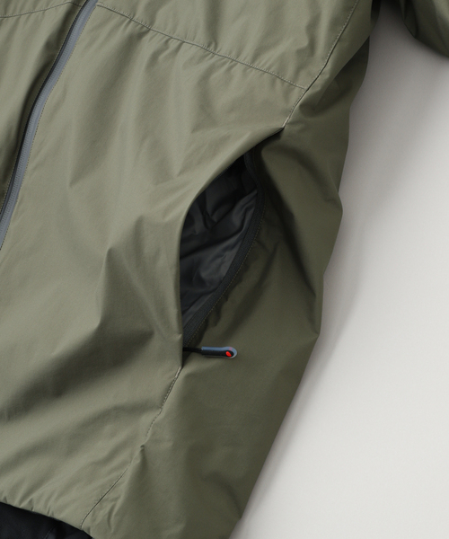 Tilak(ティラック)の「TILAK / ティラック Svalbard Jacket(ナイロンジャケット・メンズ・ブラック/カーキ・SMALL/MEDIUM/LARGE)」の10枚目の写真