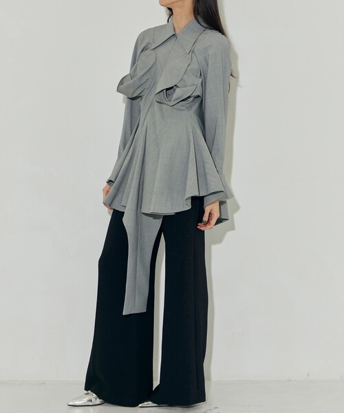 AKIKOAOKI(アキコアオキ)の「【AKIKOAOKI/アキコアオキ】Gemma 02/ミニドレス/ロングシャツ(シャツ/ブラウス・レディース・ライトグレー・FREE)」の4枚目の写真