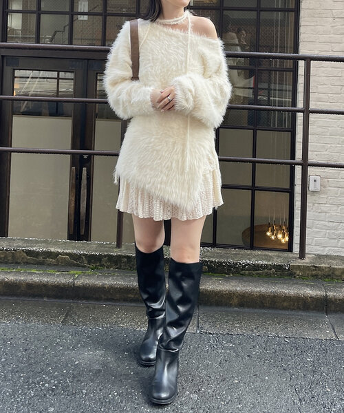 mline（エムライン）の「[mline]チョーカーシャギーニット（ニット/セーター・レディース・ブラック/アイボリー/ベージュ・FREE）」の8枚目の写真