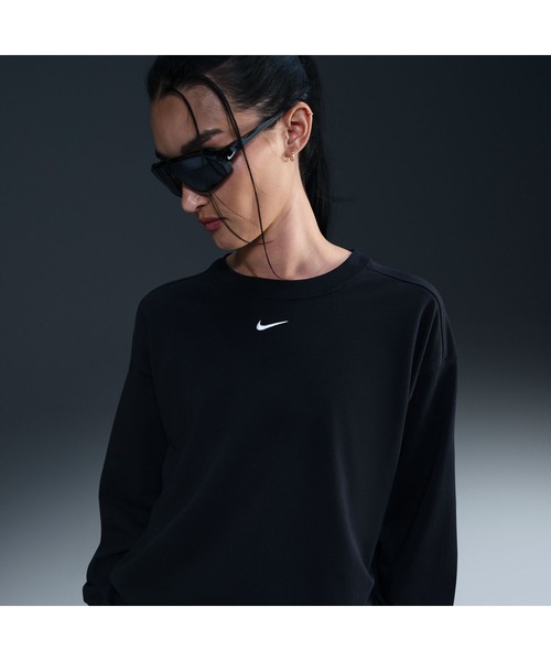 NIKE（ナイキ）の「ナイキ NIKE AS W NSW ESSNTL OS LS TEE（Tシャツ/カットソー・レディース・ブラック/ダークグリーン/オフホワイト・M/L）」の4枚目の写真