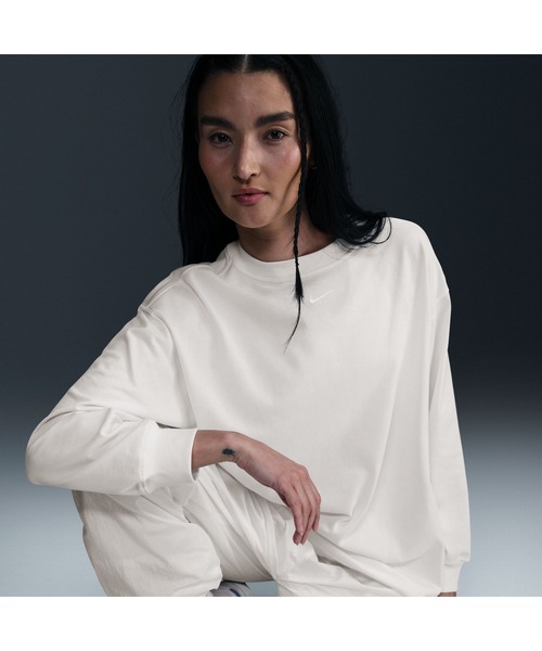 NIKE（ナイキ）の「ナイキ NIKE AS W NSW ESSNTL OS LS TEE（Tシャツ/カットソー・レディース・ブラック/ダークグリーン/オフホワイト・M/L）」の10枚目の写真