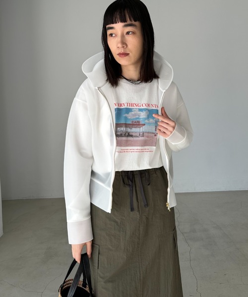 Doux archives（ドゥアルシーヴ）の「フォトプリントロンTee（Tシャツ/カットソー・レディース・オフホワイト/ホワイト/杢グレー・FREE）」の5枚目の写真