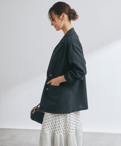 un dix cors（アンディコール）の「リネンタッチテーラードジャケット（テーラードジャケット・レディース・ライトベージュ/ブラック・FREE）」の5枚目の写真