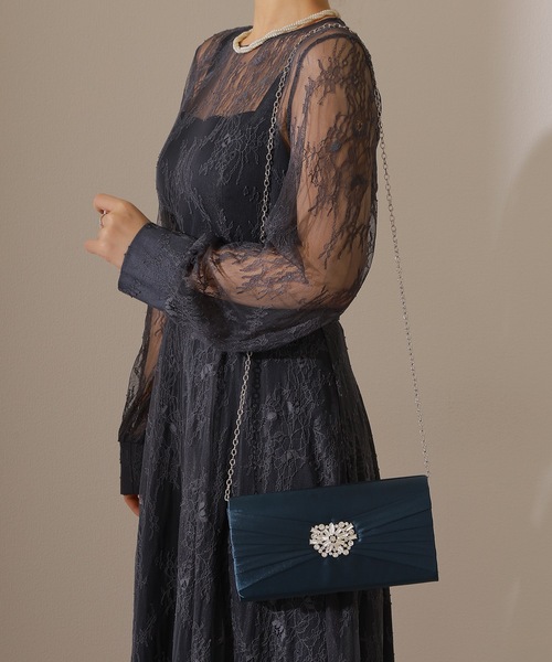 Lace Ladies(レースレディース)の「2WAY ビジュー プリーツ サテン パーティー バッグ(クラッチバッグ・レディース・ベージュ/ブラック/シルバー/ネイビー・FREE)」の16枚目の写真