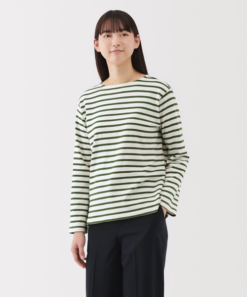 無印良品(ムジルシリョウヒン)の「婦人 太番手ボートネック長袖Tシャツ(Tシャツ/カットソー・レディース・ピンク系/グリーン系/ネイビー系/チャコールグレー/オフホワイト/ブルー系・XL/L/M/S)」の3枚目の写真