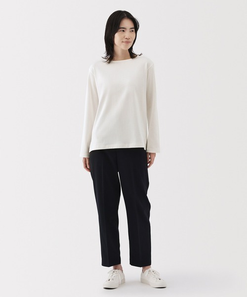 無印良品(ムジルシリョウヒン)の「婦人 太番手ボートネック長袖Tシャツ(Tシャツ/カットソー・レディース・ピンク系/グリーン系/ネイビー系/チャコールグレー/オフホワイト/ブルー系・XL/L/M/S)」の10枚目の写真