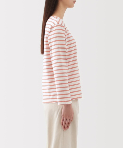 無印良品(ムジルシリョウヒン)の「婦人 太番手ボートネック長袖Tシャツ(Tシャツ/カットソー・レディース・ピンク系/グリーン系/ネイビー系/チャコールグレー/オフホワイト/ブルー系・XL/L/M/S)」の16枚目の写真