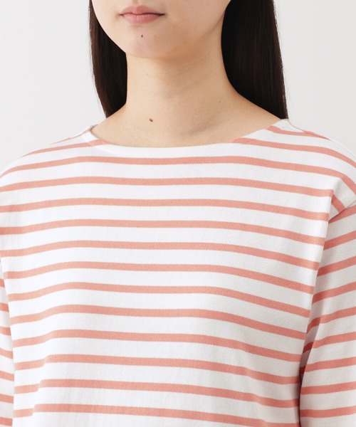 無印良品(ムジルシリョウヒン)の「婦人 太番手ボートネック長袖Tシャツ(Tシャツ/カットソー・レディース・ピンク系/グリーン系/ネイビー系/チャコールグレー/オフホワイト/ブルー系・XL/L/M/S)」の18枚目の写真