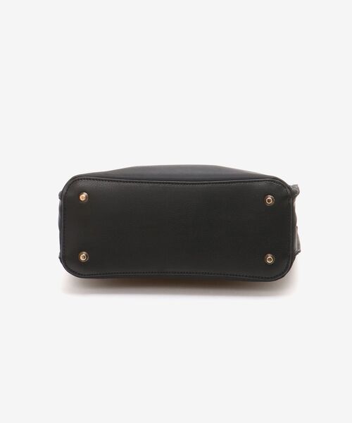 le.coeur blanc（ルクールブラン）の「軽量2wayショルダーバッグ（ショルダーバッグ・レディース・ブラック/グレイッシュベージュ・FREE）」の15枚目の写真