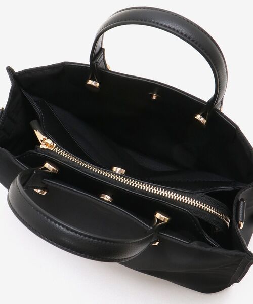 le.coeur blanc（ルクールブラン）の「軽量2wayショルダーバッグ（ショルダーバッグ・レディース・ブラック/グレイッシュベージュ・FREE）」の18枚目の写真