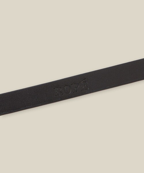 ROPE'（ロペ）の「シグネットバックルナローレザーベルト（ベルト・レディース・ブラック/ダークブラウン・FREE）」の8枚目の写真