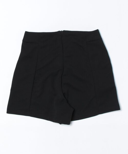 Asterellivi（アステレリビ）の「タック入りショートパンツ（その他パンツ・レディース・ブラック/ホワイト・S/M/L）」の13枚目の写真