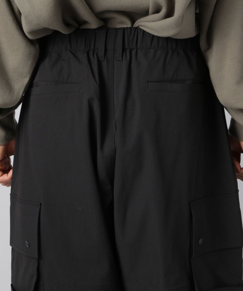 NUMERALS（ヌメラルズ）の「【NUMERALS】ソフトシェルカーゴパンツ（その他パンツ・メンズ・カーキ/ブラック・LARGE/MEDIUM）」の7枚目の写真
