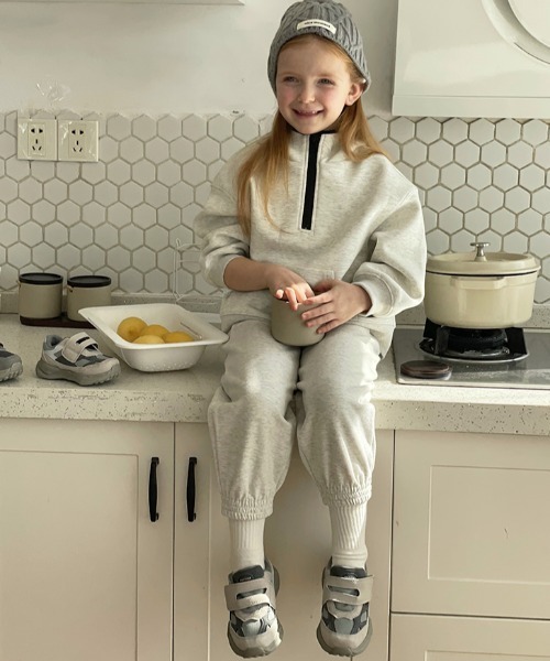 TOPSTAR(トップスター)の「KIDS TOPSTAR コンビカラーマジックテープキッズスニーカー(スニーカー・キッズ・グレー/ピンク/レディッシュグレー・30inch/28inch/31inch/29inch/24inch/26inch/27inch)」の10枚目の写真