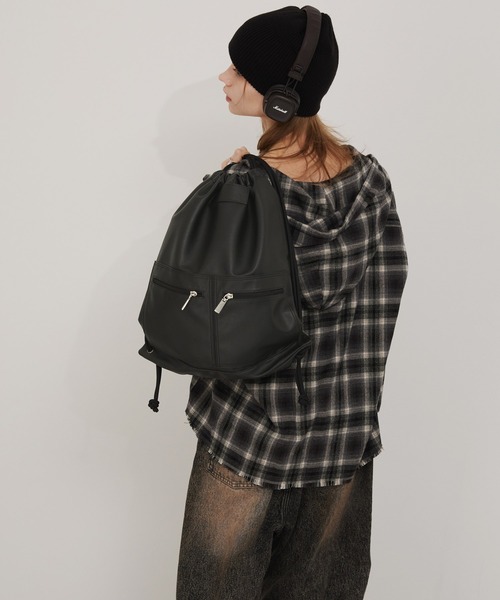 ジップダブルアウトポケットナップサック（バックパック/リュック