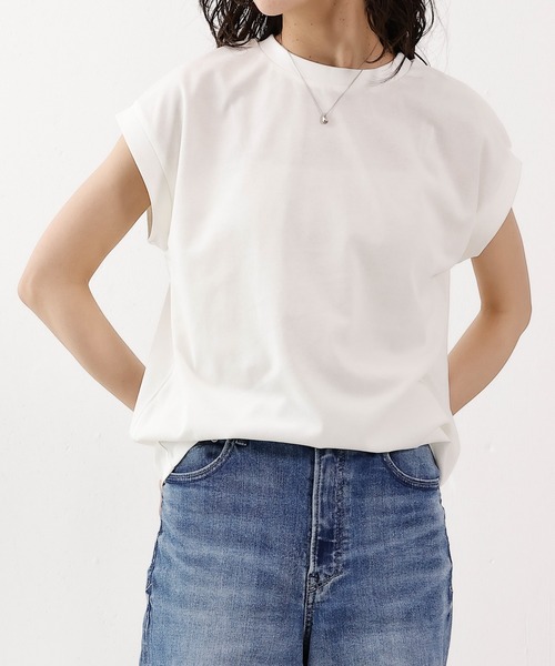 emesuelee(エメスーリー)の「汗じみ防止加工 表撥水 接触冷感 UV CUT ノースリーブカットソー(Tシャツ/カットソー・レディース・グレー/ブラック/アイボリー/ネイビー/イエロー/ベージュ・フリー)」の7枚目の写真