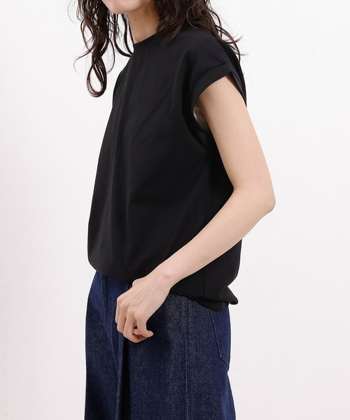 emesuelee(エメスーリー)の「汗じみ防止加工 表撥水 接触冷感 UV CUT ノースリーブカットソー(Tシャツ/カットソー・レディース・グレー/ブラック/アイボリー/ネイビー/イエロー/ベージュ・フリー)」の21枚目の写真