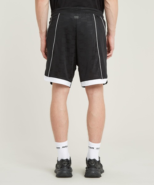 G-STAR（ジースター）の「FOOTBALL SHORT/フットボールジャージーショートパンツ/ユニセックス（その他パンツ・メンズ・ダークブラック・MEDIUM/SMALL/X-LARGE/X-SMALL/LARGE）」の4枚目の写真