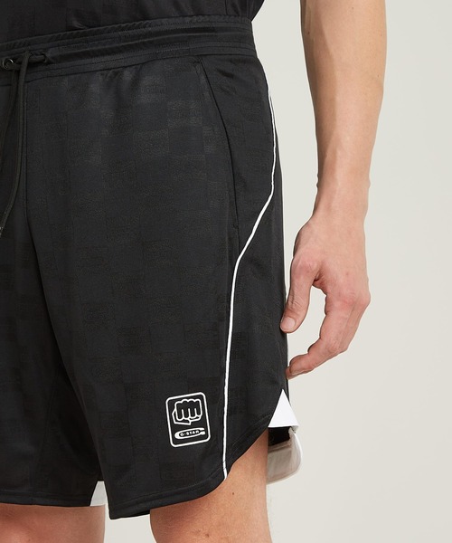G-STAR（ジースター）の「FOOTBALL SHORT/フットボールジャージーショートパンツ/ユニセックス（その他パンツ・メンズ・ダークブラック・MEDIUM/SMALL/X-LARGE/X-SMALL/LARGE）」の6枚目の写真