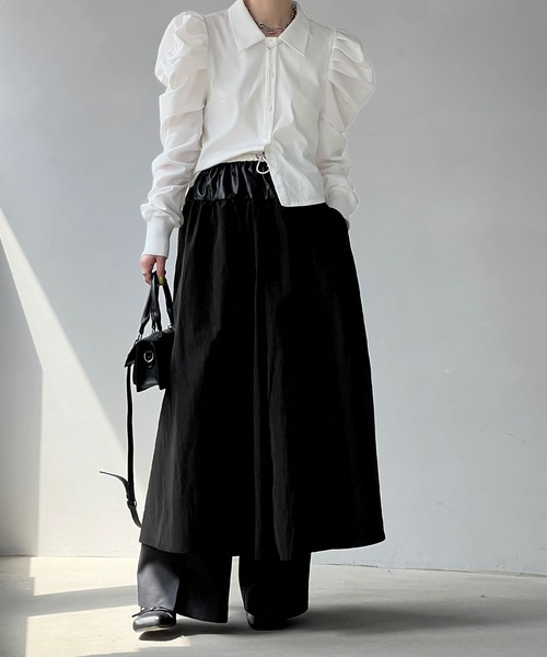 loungedress フィブリルバイヤスブラウス　ブラック　キュプラ100 マットサテン デザインハイネックブラウス（01-04HI02-204