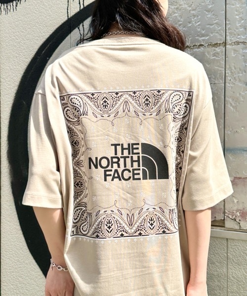 THE NORTH FACE(ザノースフェイス)の「THE NORTH FACE(ザ・ノースフェイス)/ビッグロゴ プリント バンダナ 半袖 Tシャツ/M'S BANDANA S/S R/TEE(Tシャツ/カットソー・レディース・オレンジ/ブラック/ホワイト/グレー/ピンク/ベージュ・M/L/XL/XXL)」の14枚目の写真