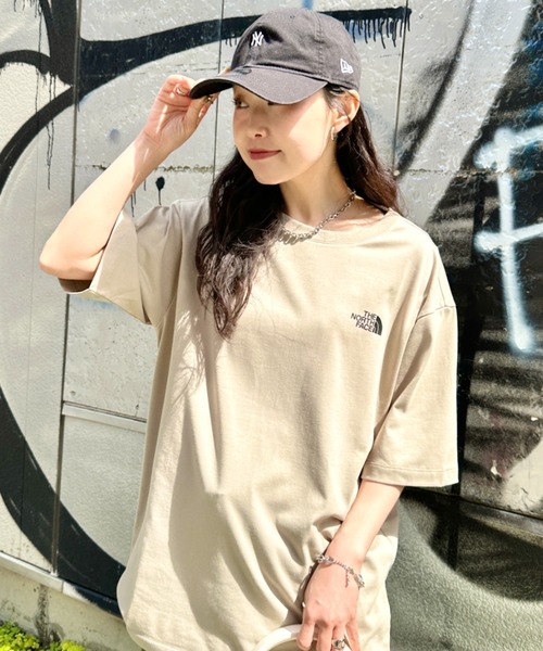 THE NORTH FACE(ザノースフェイス)の「THE NORTH FACE(ザ・ノースフェイス)/ビッグロゴ プリント バンダナ 半袖 Tシャツ/M'S BANDANA S/S R/TEE(Tシャツ/カットソー・レディース・オレンジ/ブラック/ホワイト/グレー/ピンク/ベージュ・M/L/XL/XXL)」の18枚目の写真
