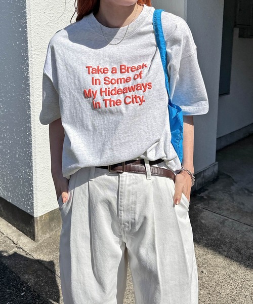 ANME(アンメ)の「【新色・新サイズ追加】立体ロゴプリントオーバーサイズ半袖Tシャツ(Tシャツ/カットソー・レディース・オートミール/ネイビー/サックスブルー/オフホワイト/ピンク/ホワイト×ブルー/キナリ・XL/L/XXL/M/S)」の10枚目の写真