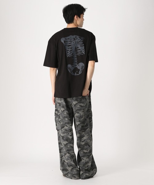 SAINTPAIN(セイントペイン)の「【UNISEX】SAINTPAIN/BONE TEE(Tシャツ/カットソー・レディース・ホワイト/ブラック・MEDIUM/LARGE)」の11枚目の写真