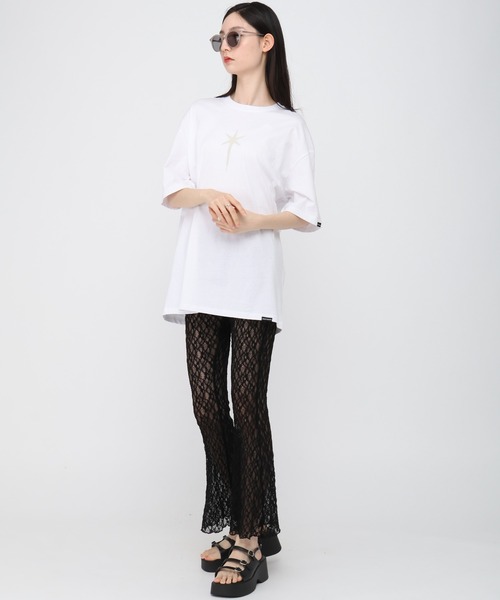 SAINTPAIN(セイントペイン)の「【UNISEX】SAINTPAIN/BONE TEE(Tシャツ/カットソー・レディース・ホワイト/ブラック・MEDIUM/LARGE)」の4枚目の写真