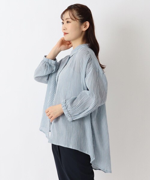 one'sterrace(ワンズテラス)の「コットンワッシャーブラウス(シャツ/ブラウス・レディース・アイボリー系8/ブラック系8/ブルー系その他7・02)」の3枚目の写真