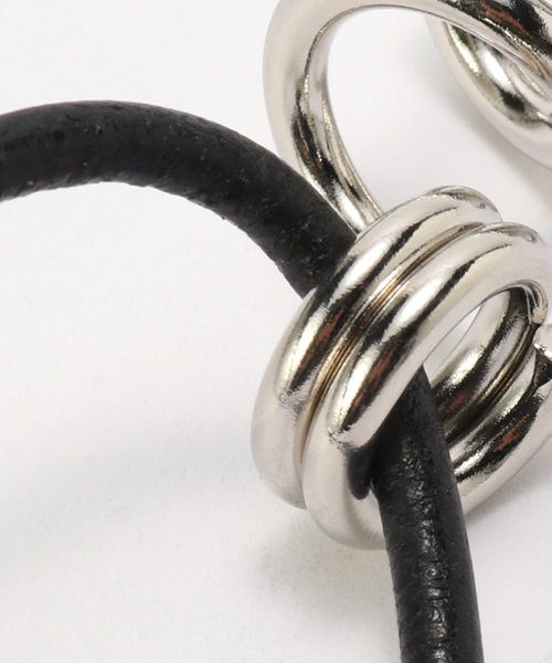 ED ROBERT JUDSON（エドロバートジャドソン）の「ED ROBERT JUDSON / エドロバート ジャドソン coil neck holder（キーケース/キーアクセサリー・メンズ・ブラック・FREE）」の2枚目の写真