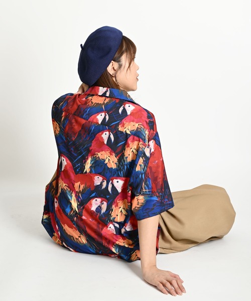 MARAI(マーライ)の「オウム 鳥 シャツ トリ 柄 総柄 アニマル柄 ブラウス 半袖シャツ(シャツ/ブラウス・レディース・A・MEDIUM/X-LARGE)」の6枚目の写真