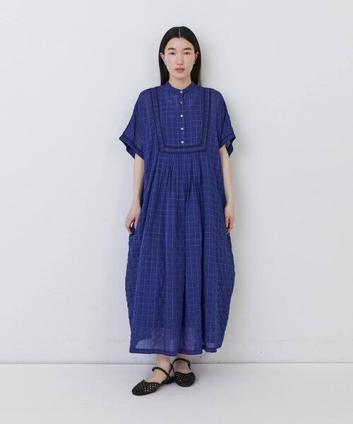 conges payes ADIEU TRISTESSE（コンジェ ペイエ アデュートリステス）の「コードトリミングコットンシャーリングワンピース（ワンピース・レディース・ホワイト系その他/ブルー系その他/グレー系その他・38）」の4枚目の写真