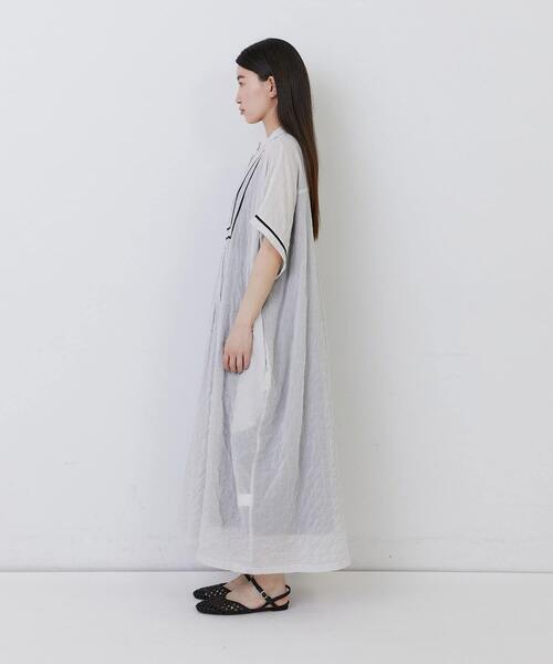 conges payes ADIEU TRISTESSE(コンジェ ペイエ アデュートリステス)の「コードトリミングコットンシャーリングワンピース(ワンピース・レディース・ホワイト系その他/ブルー系その他/グレー系その他・38)」の6枚目の写真