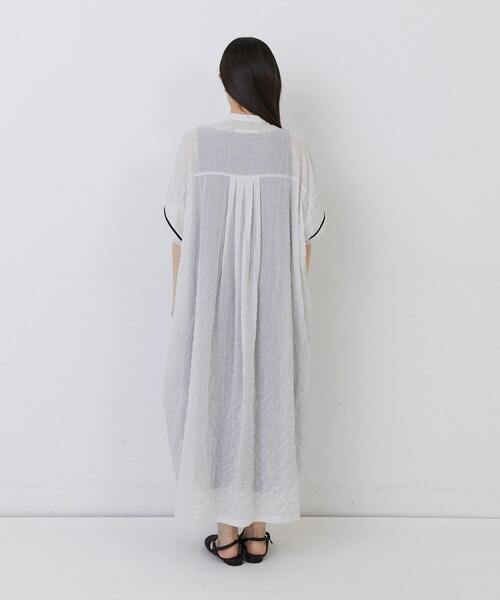 conges payes ADIEU TRISTESSE(コンジェ ペイエ アデュートリステス)の「コードトリミングコットンシャーリングワンピース(ワンピース・レディース・ホワイト系その他/ブルー系その他/グレー系その他・38)」の7枚目の写真