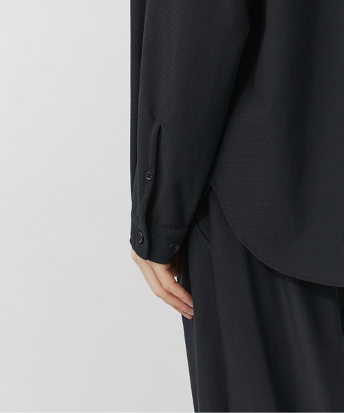 PUBLIC TOKYO（パブリックトウキョウ）の「Air tool lite cool リラックスロングスリーブシャツ  /ウォッシャブル/夏服/ストレッチ/伸縮性/通気性/防シワ性/UVカット/セットアップ（シャツ/ブラウス・メンズ・ブラック/オリーブ/ダークブラウン/ダークグレー・1/2）」の12枚目の写真
