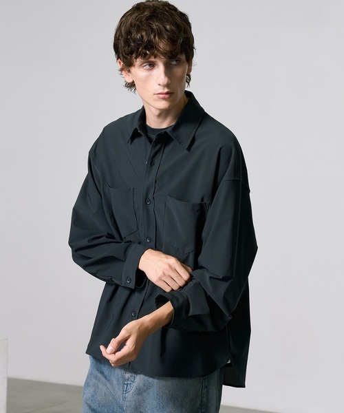 PUBLIC TOKYO（パブリックトウキョウ）の「Air tool lite cool リラックスロングスリーブシャツ（シャツ/ブラウス・メンズ・ブラック/オリーブ/ダークブラウン/ダークグレー・1/2）」の6枚目の写真