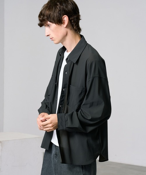 PUBLIC TOKYO（パブリックトウキョウ）の「Air tool lite cool リラックスロングスリーブシャツ（シャツ/ブラウス・メンズ・ブラック/オリーブ/ダークブラウン/ダークグレー・1/2）」の11枚目の写真