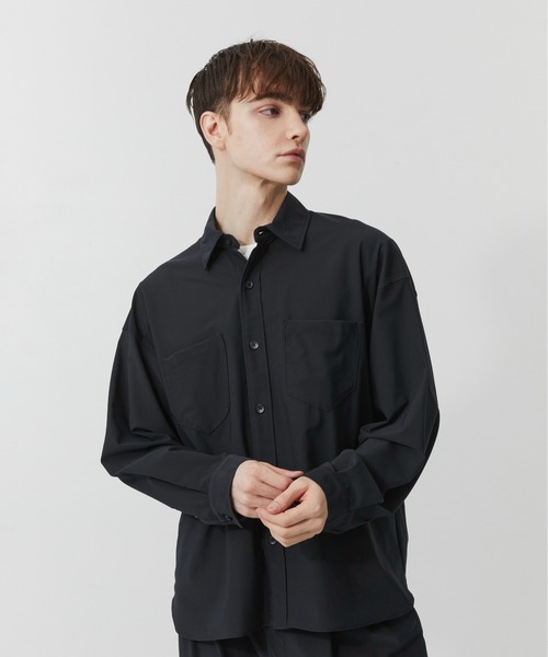 PUBLIC TOKYO（パブリックトウキョウ）の「Air tool lite cool リラックスロングスリーブシャツ  /ウォッシャブル/夏服/ストレッチ/伸縮性/通気性/防シワ性/UVカット/セットアップ（シャツ/ブラウス・メンズ・ブラック/オリーブ/ダークブラウン/ダークグレー・1/2）」の7枚目の写真