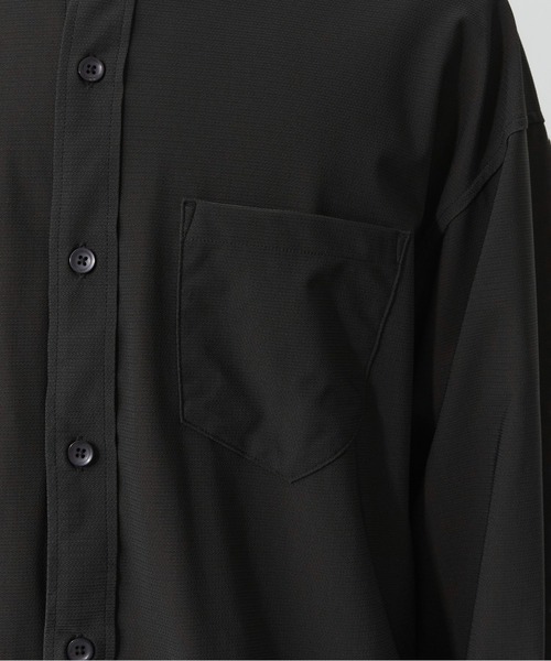 PUBLIC TOKYO（パブリックトウキョウ）の「Air tool lite cool リラックスロングスリーブシャツ  /ウォッシャブル/夏服/ストレッチ/伸縮性/通気性/防シワ性/UVカット/セットアップ（シャツ/ブラウス・メンズ・ブラック/オリーブ/ダークブラウン/ダークグレー・1/2）」の20枚目の写真