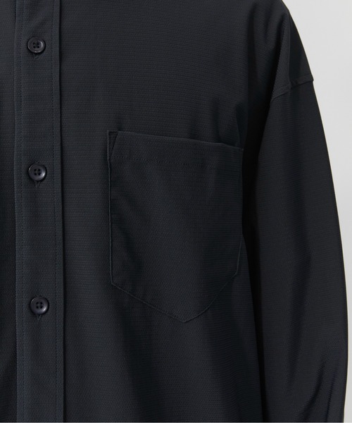 PUBLIC TOKYO（パブリックトウキョウ）の「Air tool lite cool リラックスロングスリーブシャツ  /ウォッシャブル/夏服/ストレッチ/伸縮性/通気性/防シワ性/UVカット/セットアップ（シャツ/ブラウス・メンズ・ブラック/オリーブ/ダークブラウン/ダークグレー・1/2）」の9枚目の写真