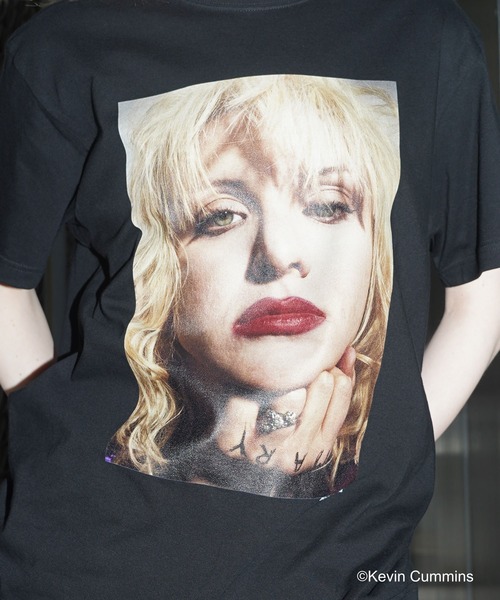 CULTURE SUPPLY（カルチャー サプライ）の「Photo Tee Courtney Love 1（Tシャツ/カットソー・メンズ・ホワイト/ブラック・MEDIUM/LARGE/X-LARGE/SHORT）」の9枚目の写真