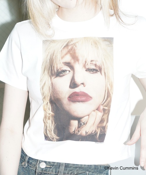 CULTURE SUPPLY（カルチャー サプライ）の「Photo Tee Courtney Love 1（Tシャツ/カットソー・メンズ・ホワイト/ブラック・MEDIUM/LARGE/X-LARGE/SHORT）」の12枚目の写真