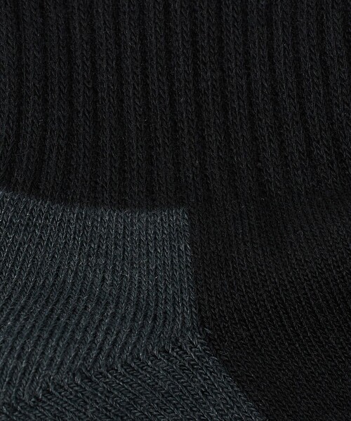 BEAUTY&YOUTH UNITED ARROWS(ビューティーアンドユースユナイテッドアローズ)の「バック ライン クォーター ソックス(ソックス/靴下・メンズ・オフホワイト/ブラック/ベージュ/ホワイト・FREE)」の5枚目の写真