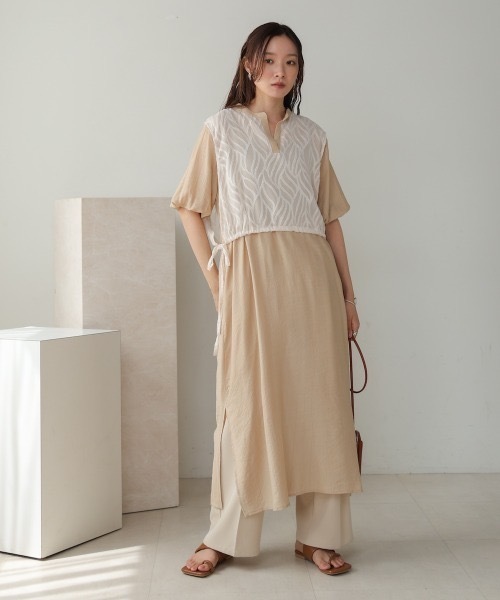 Bab(バブ)の「【S・Mサイズ展開】レイヤード風サイドスリットワンピース(ワンピース・レディース・アイボリー/ベージュ・MEDIUM/SMALL)」の12枚目の写真